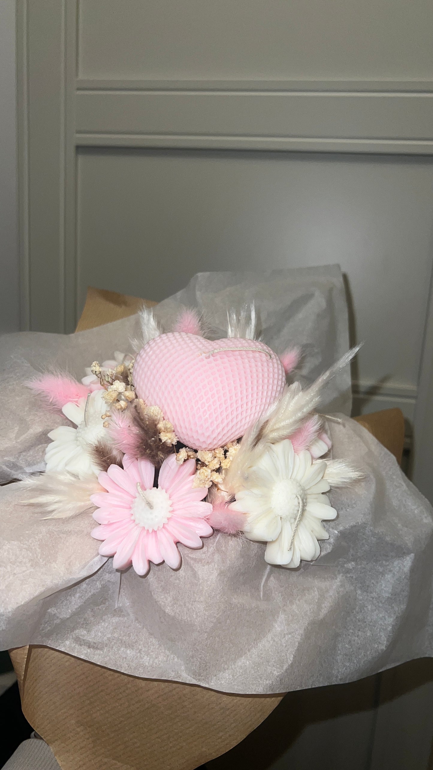 Valentine´s Blumenbox mit Herzkerze💗🌺🕯️