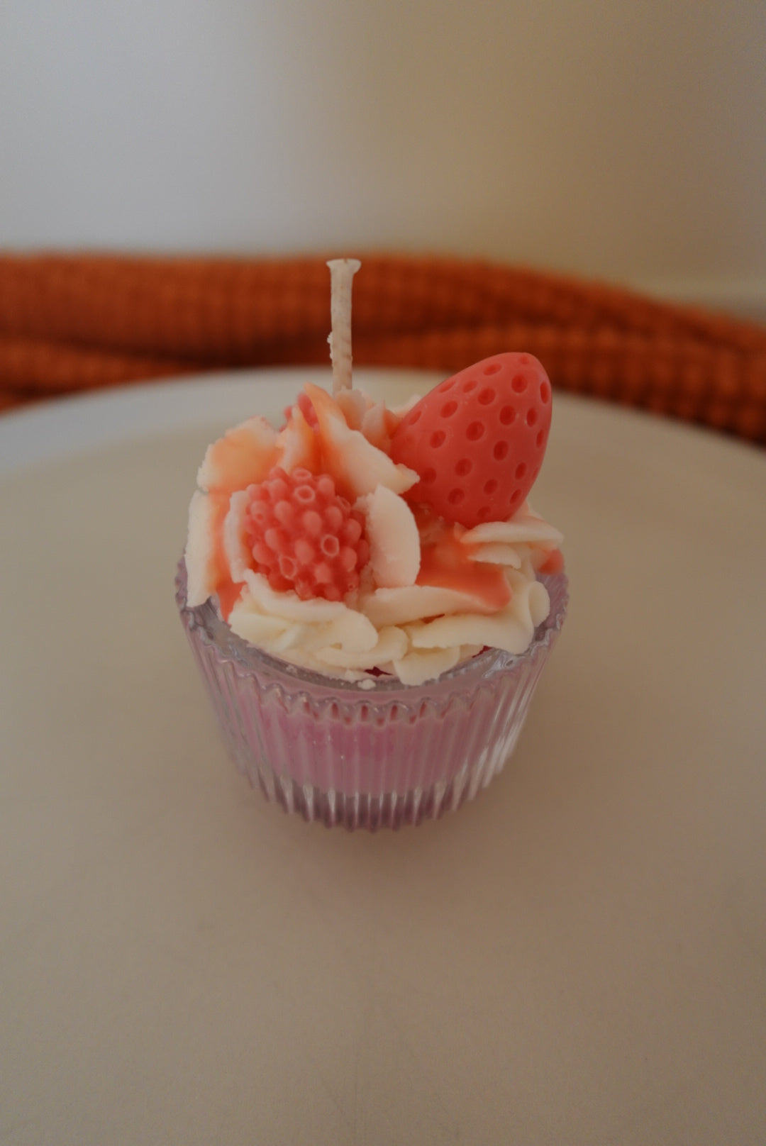 KLEINE STRAWBERRY-CREAM CANDLE 🍓🕯️