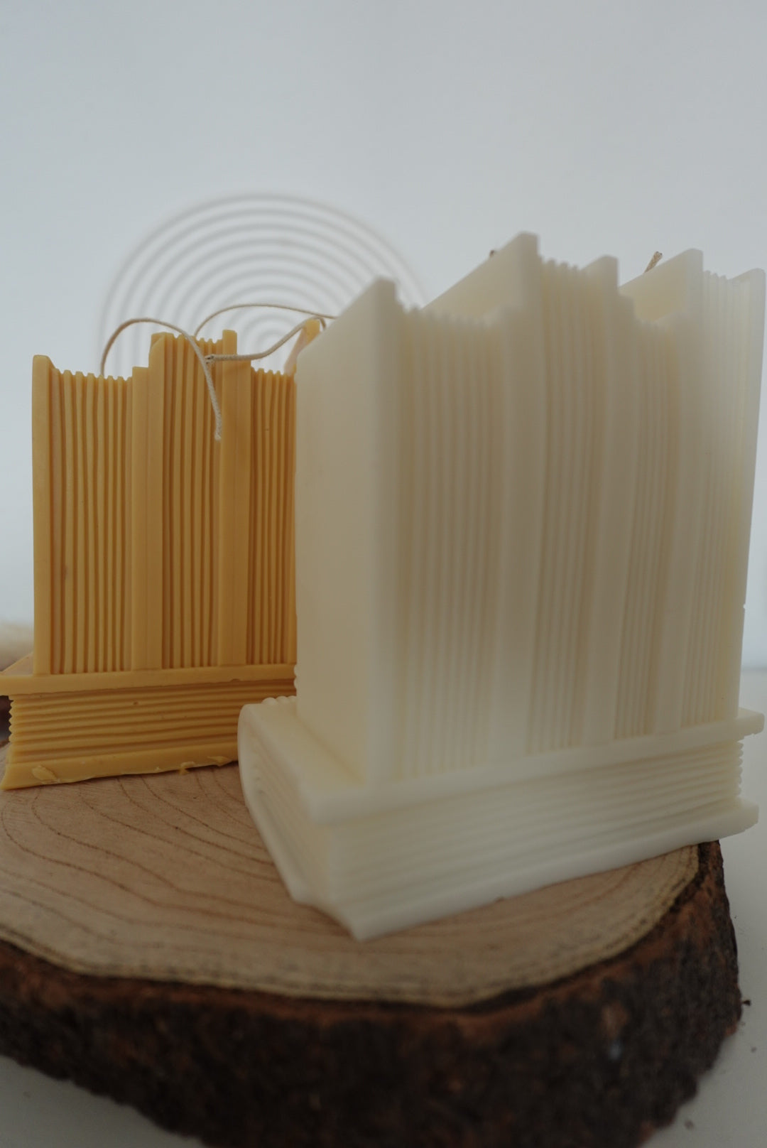 Bücherkerze B-Ware